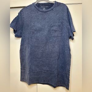 American eagle acid wash T-shirt